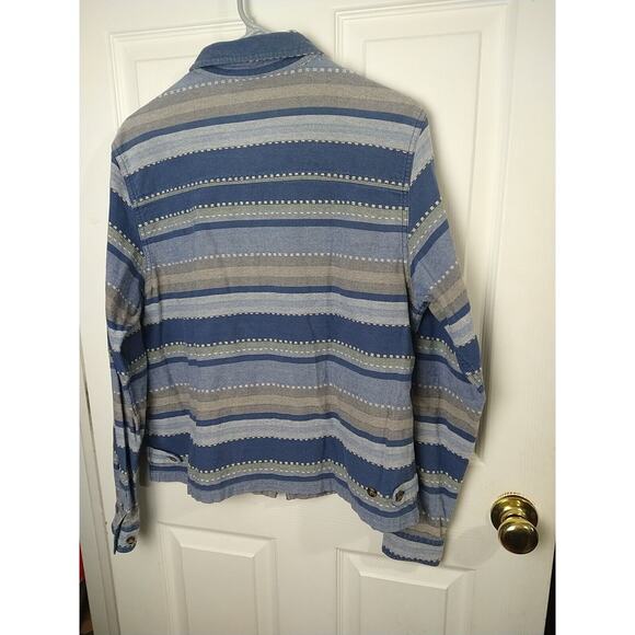 Cabin Creek Woman L Shacket Lightweight Denim Look Striped Button Sleeve - Picture 8 of 9